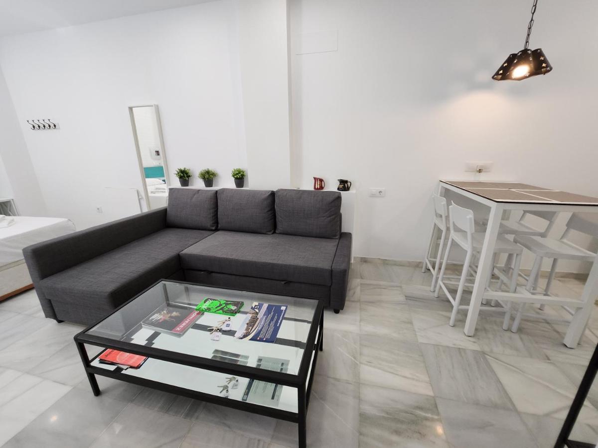 Allo Apartments "Real Escuela" Centro Loft Херес-де-ла-Фронтера Экстерьер фото